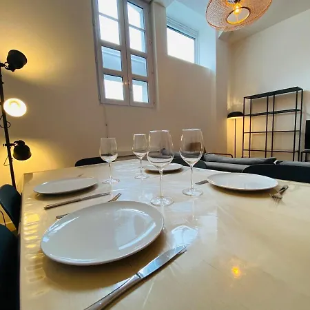 Casa : L'Eclat Du Roi Rene Apartment Angers Room photo