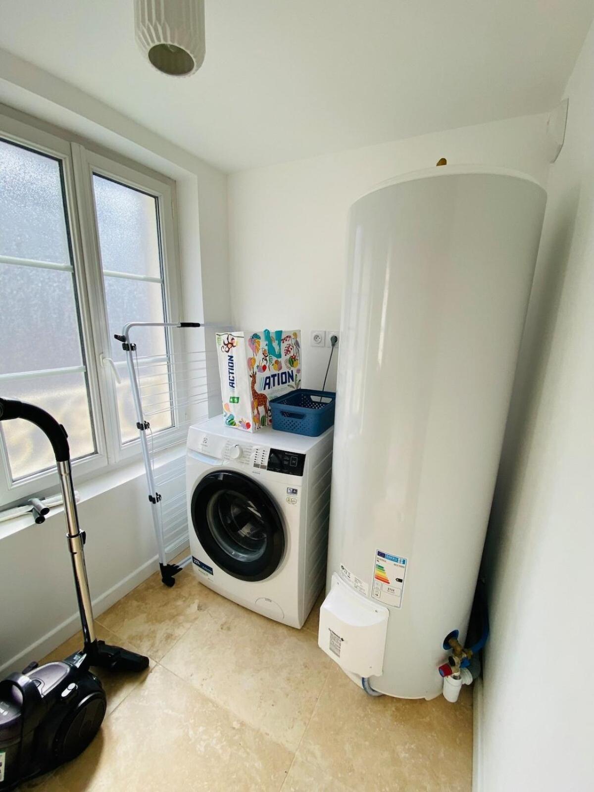 Casa : L'eclat Du Roi Rene Appartement